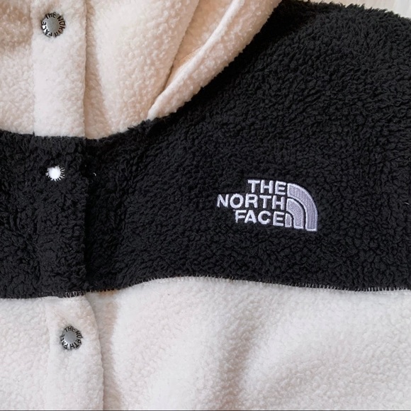 The North Face Gemma Fleece Hoodie Jacket - Picture 3 of 8